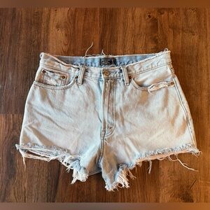 Light wash abercrombie & fitch distressed denim shorts